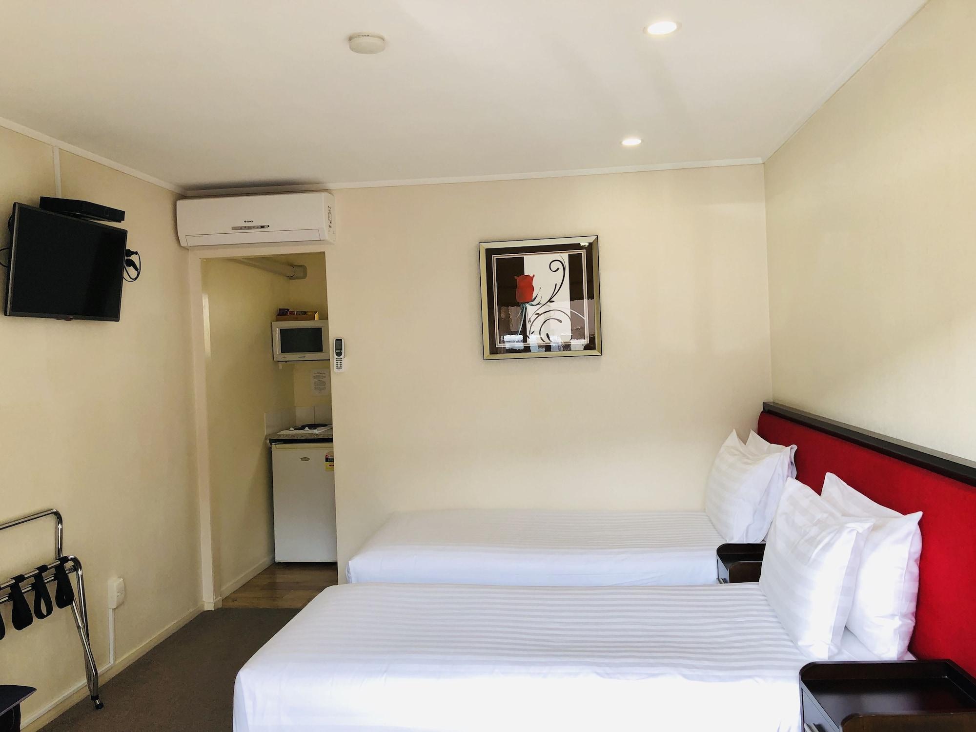 ทูดอร์คอร์ท มอเตอร์ลอดจ์ Motel โอ๊คแลนด์ ภายนอก รูปภาพ
