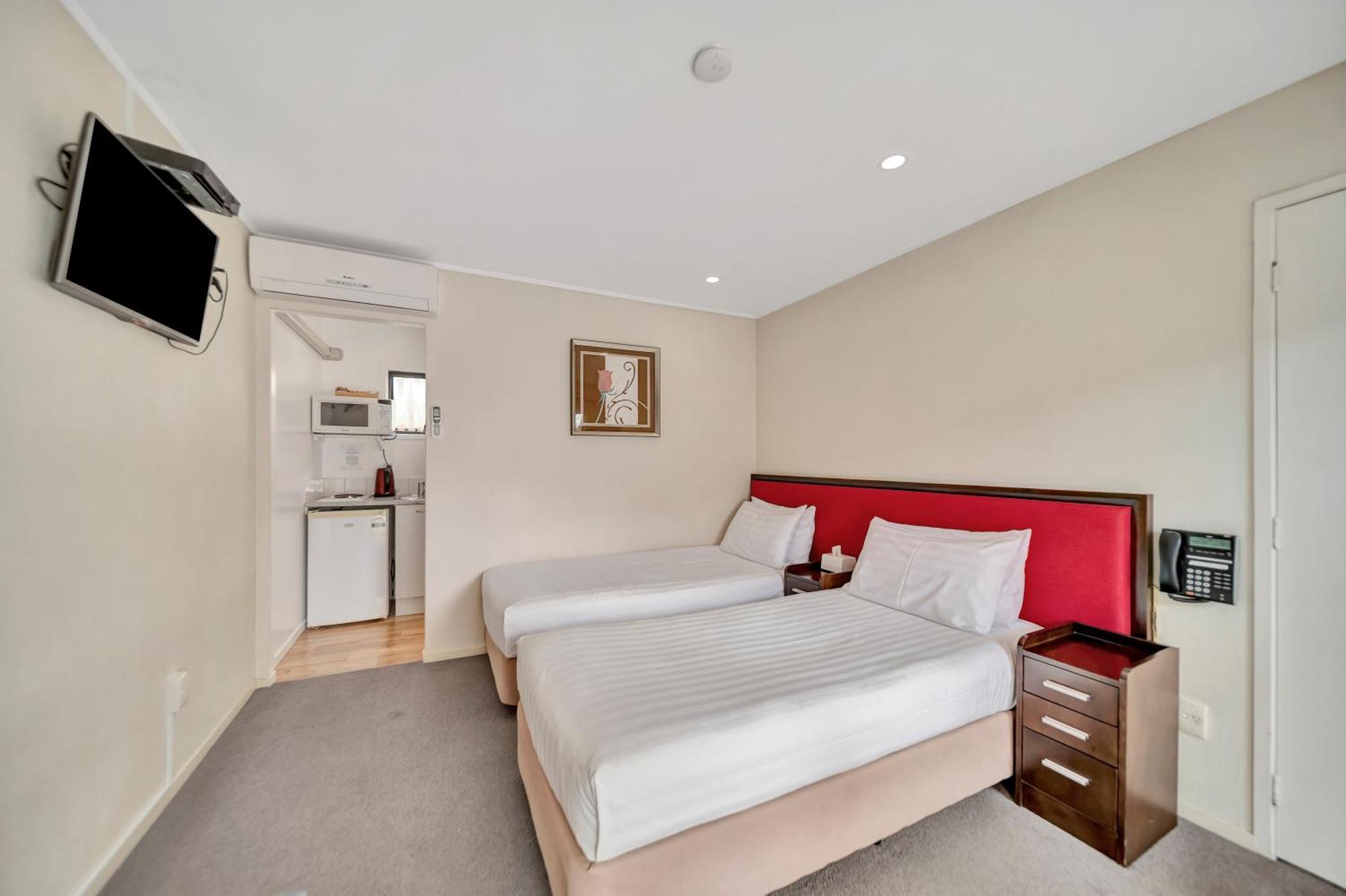 ทูดอร์คอร์ท มอเตอร์ลอดจ์ Motel โอ๊คแลนด์ ภายนอก รูปภาพ