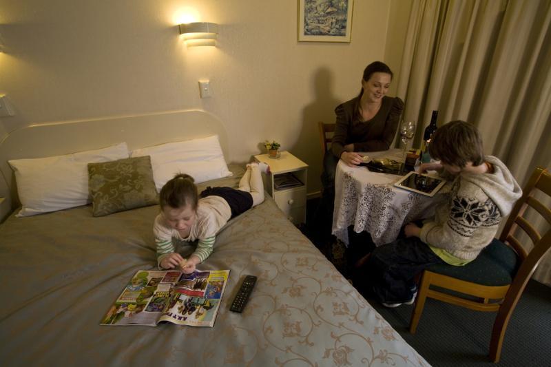ทูดอร์คอร์ท มอเตอร์ลอดจ์ Motel โอ๊คแลนด์ ภายนอก รูปภาพ