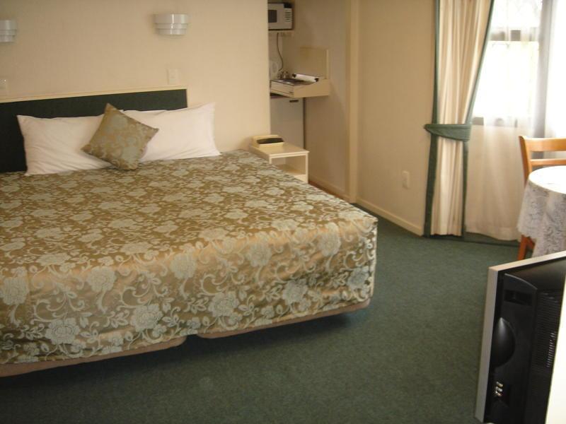 ทูดอร์คอร์ท มอเตอร์ลอดจ์ Motel โอ๊คแลนด์ ภายนอก รูปภาพ